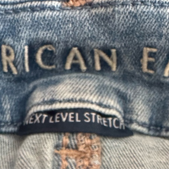 American Eagle Outfitters Light Blue short Jean Shorts - Picture 4 of 7